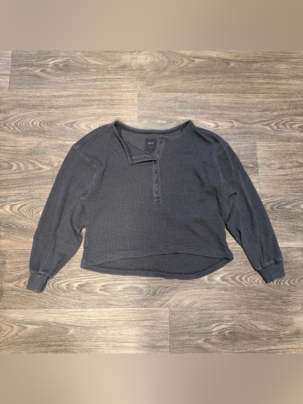 aerie smoked gray waffle knit henley long sleeve top